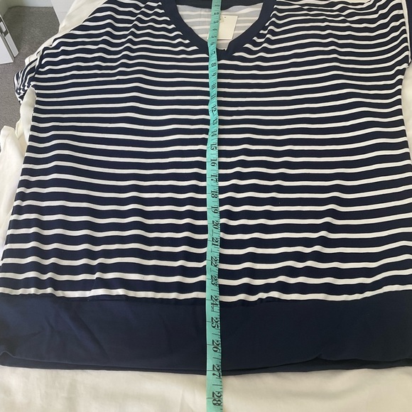 Burgundy Apparel - Navy Stripe V-Neck Short Sleeve Tunic Top - Picture 5 of 9